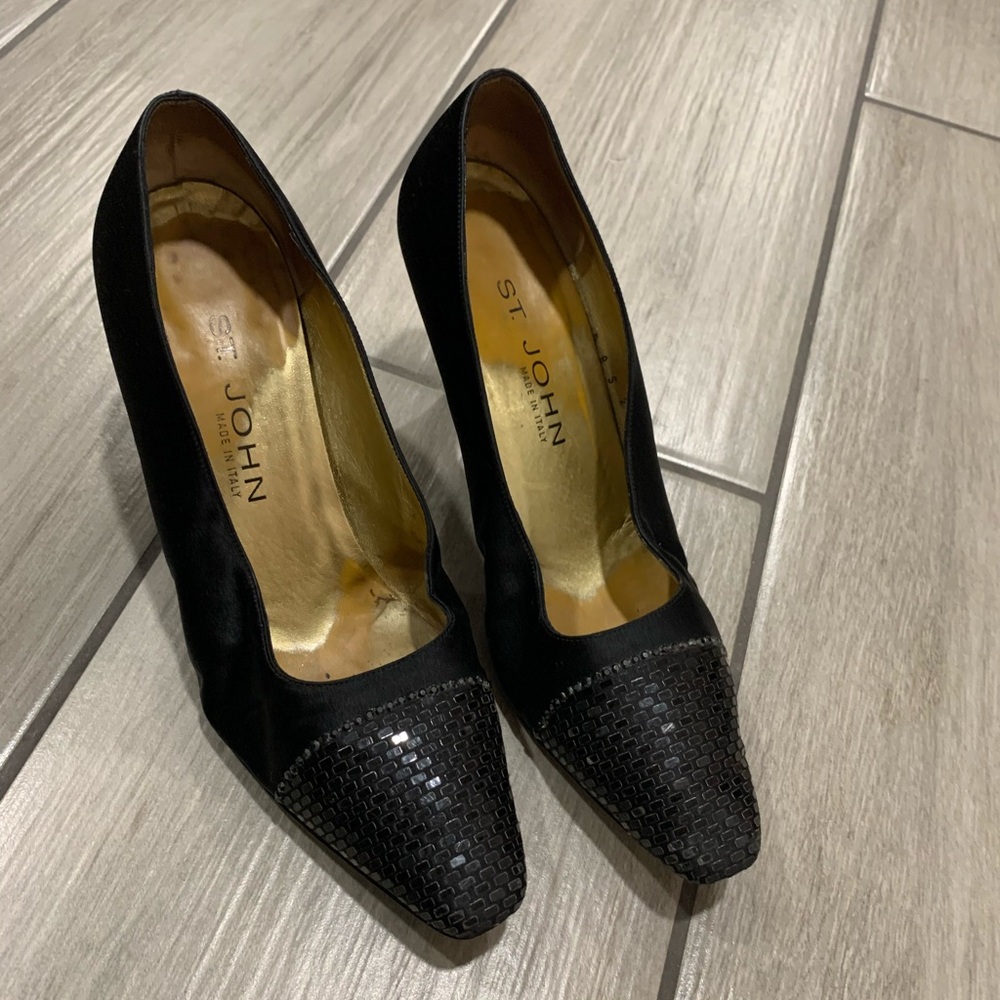 St. John shoes